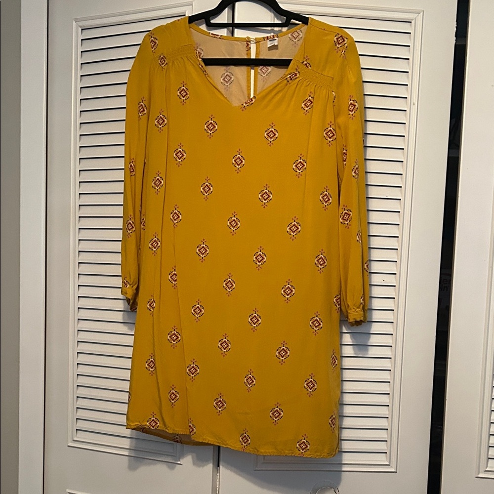 Old Navy Mustard Long Sleeve Dress with Geometric Print